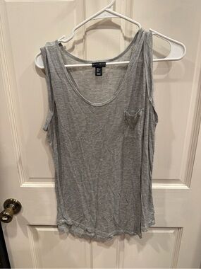 Willi Smith Light Gray Scoop Neck Tank
